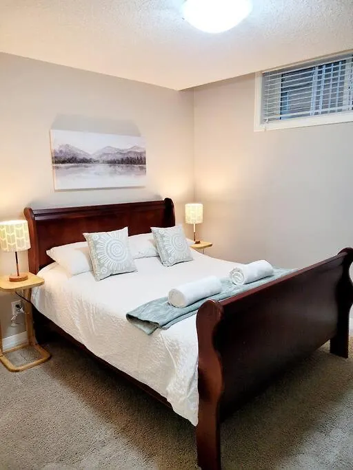 Mahogany Escape - Your Calgary Oasis Canadá
